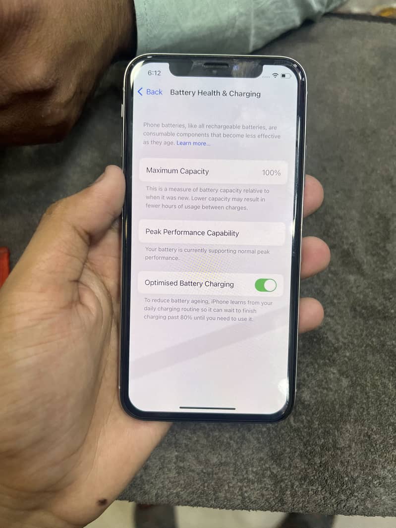 Apple iPhone X 5