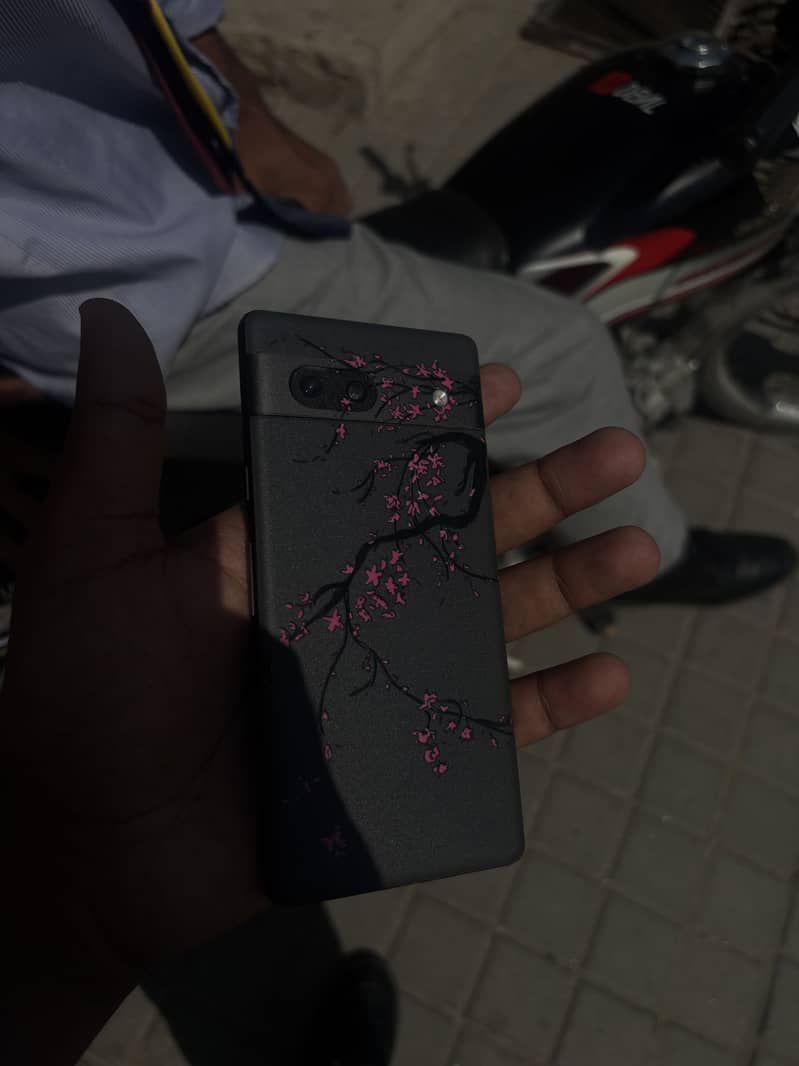 Google Pixel 7a 1