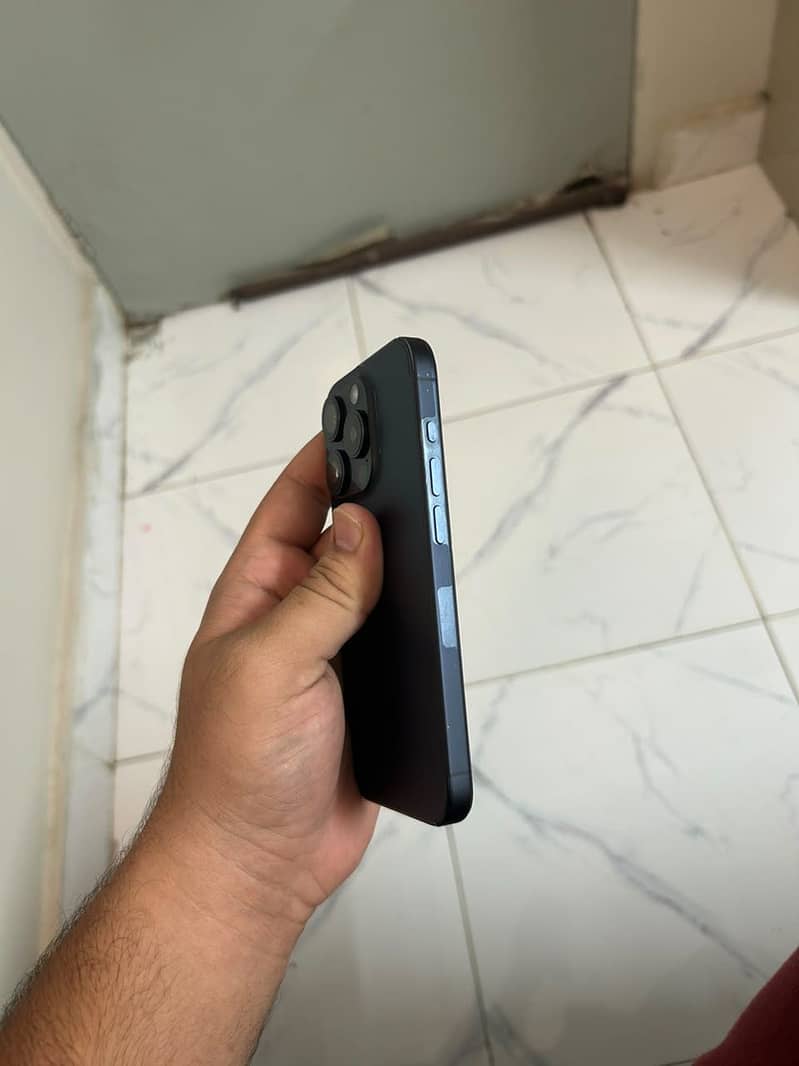 Apple iPhone 15 Pro 1