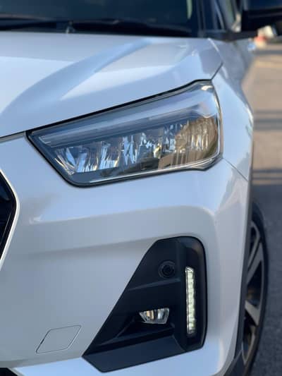 Honda Civic sey behter Rocky( Raise ) 2020/2025/2025 Punjab register