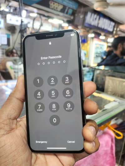 Apple iPhone XS