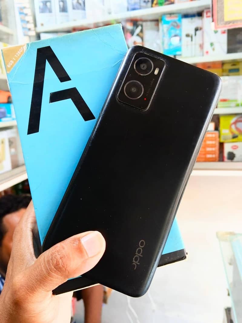 OPPO A76 0