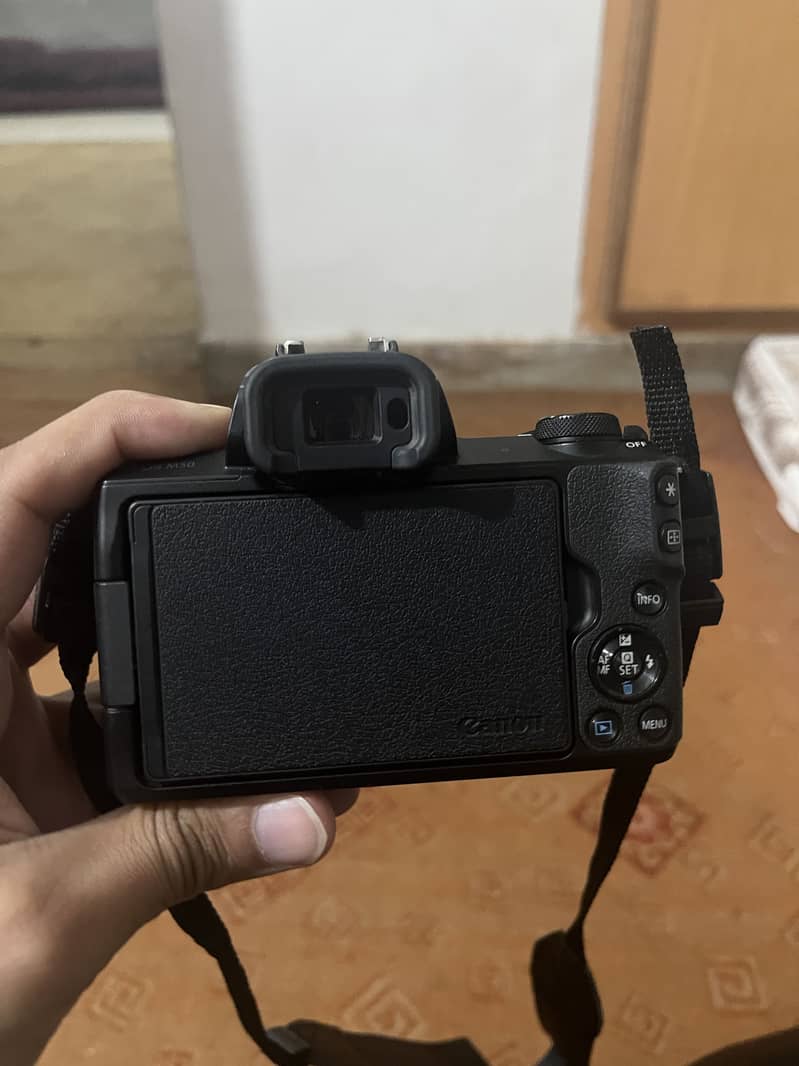 Canon m50 2