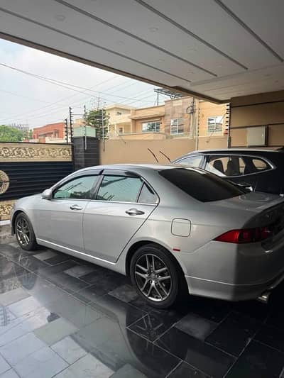 Honda Accord CL9