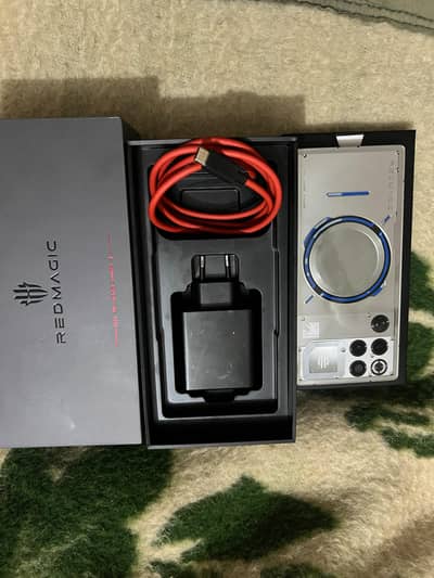 radmagic 11 pro. 16 gb ram 512gb storage
