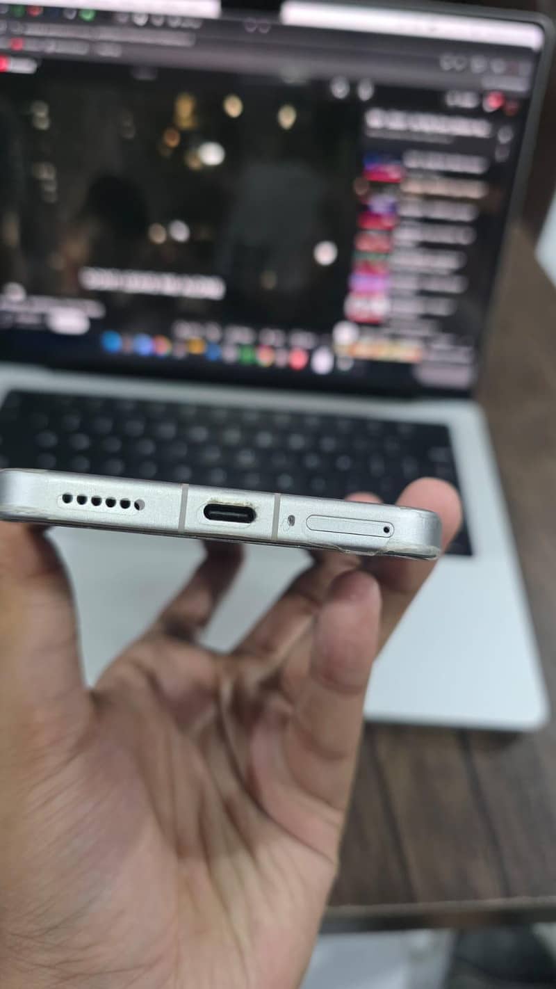 Xiaomi 15t pro 12