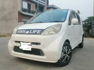 Japanese Honda Life automotic car 18km fuel average