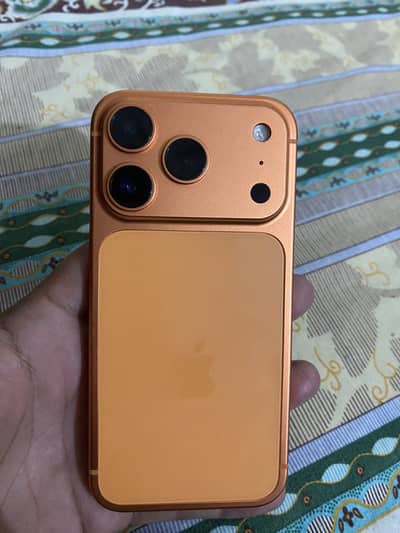 Apple iPhone 14 Pro 256 gb contverted in to 17 pro