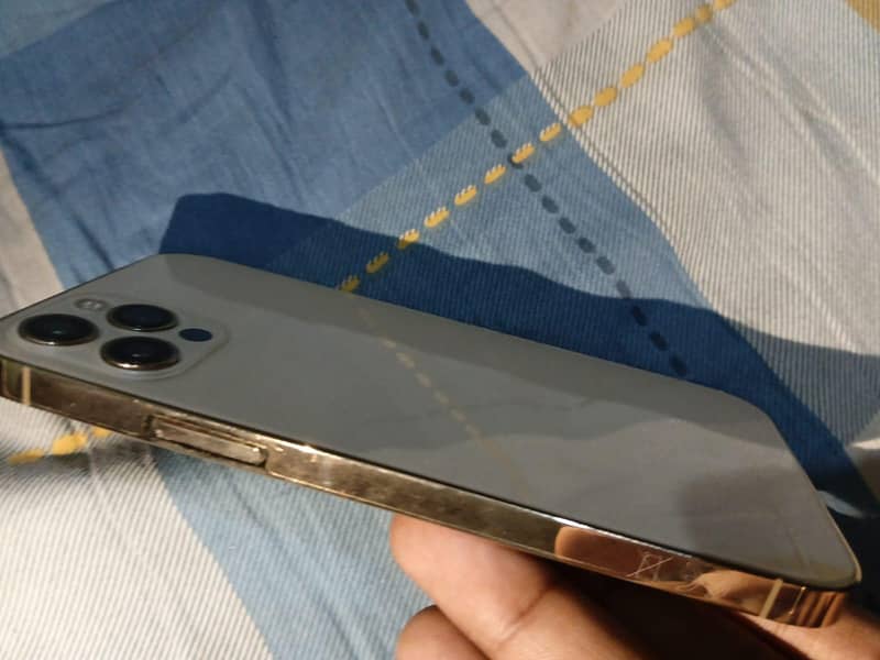 Apple iPhone 12 Pro 7