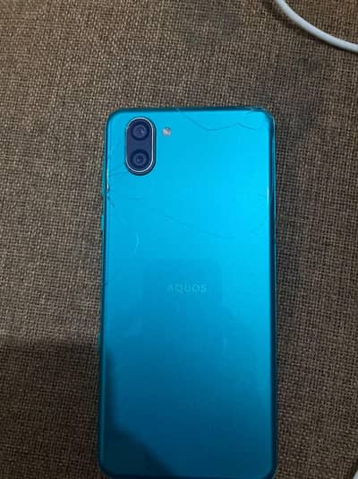 Sharp Aquos R3 Body
