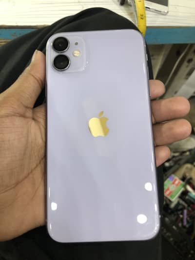 Apple iPhone 11