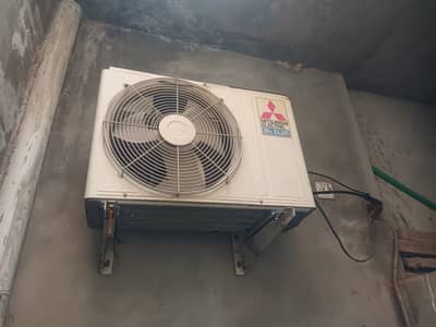 Mitsubishi 1 ton ac