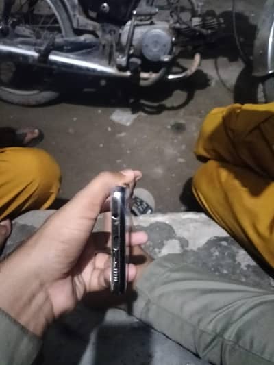 Samsung Mobile A51