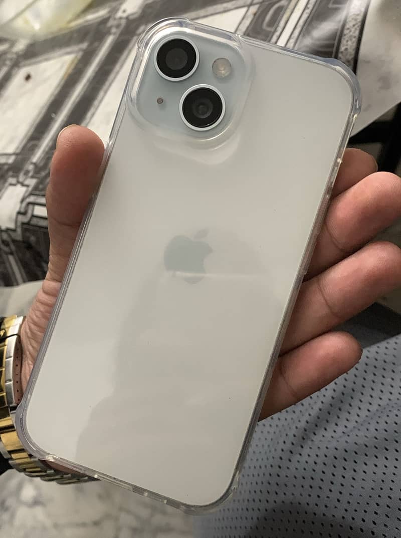 Apple iPhone 15 1