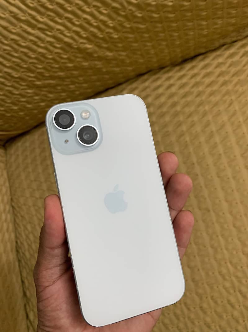 Apple iPhone 15 2