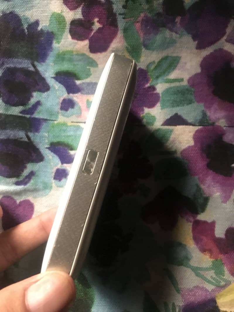 Internet device 4