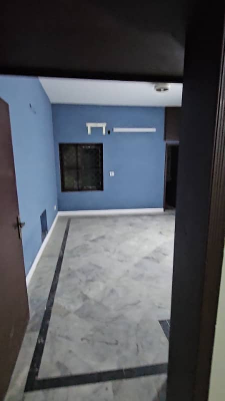 12 marla e block upper portion rent 2