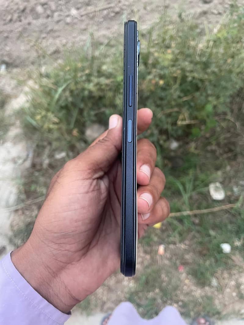 Infinix 6gb/128gb 2