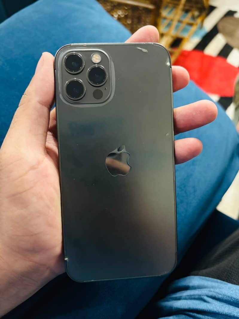 Apple iPhone 12 Pro 2