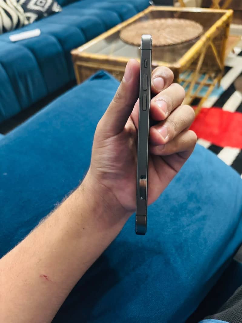 Apple iPhone 12 Pro 5