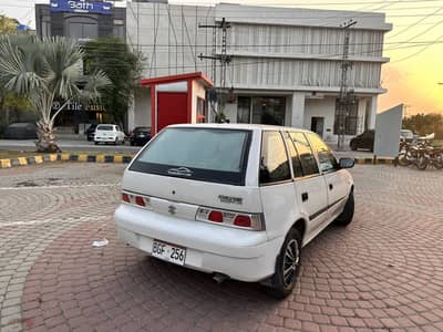 Suzuki Cultus 2015