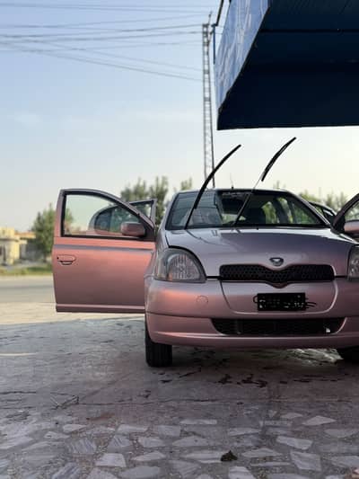 Toyota Vitz 1999