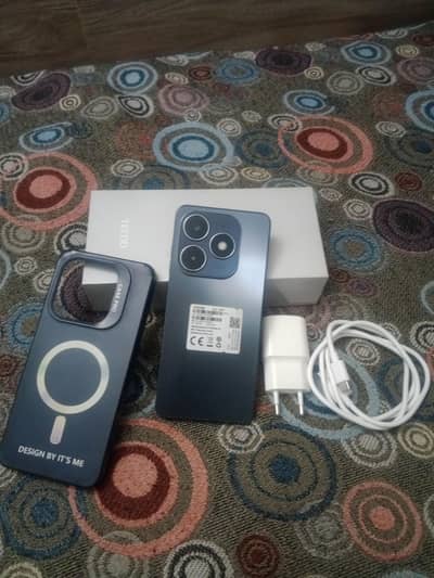 Tecno Spark 20 256 GB 8 GB ram all ok