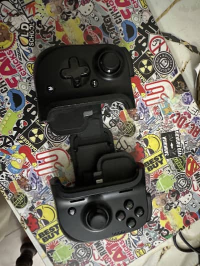Raizer gameing controler for i phone
