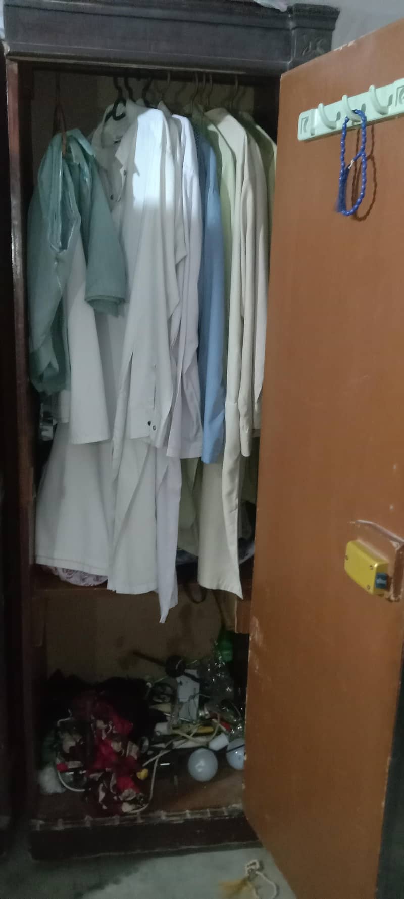 Almari/Wardrobe 5