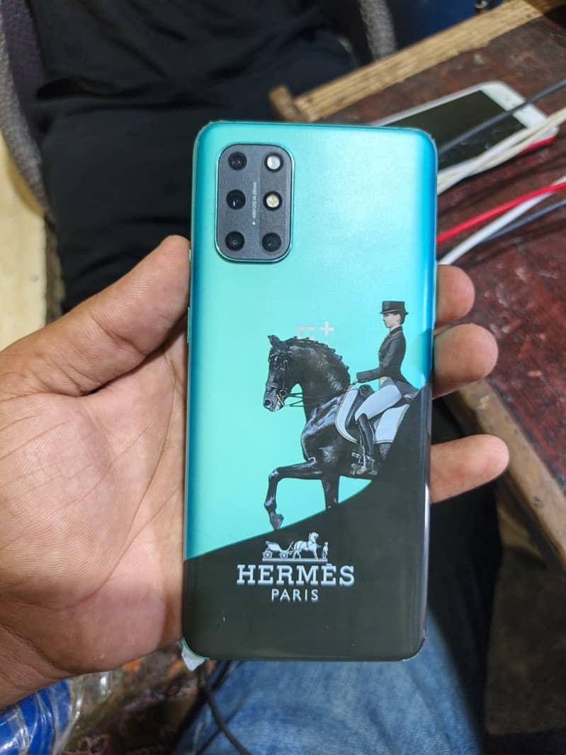 One Plus 8T 0