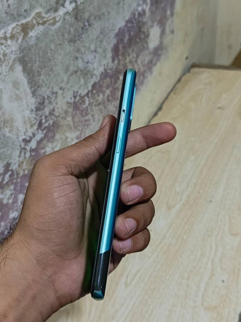 One Plus 8T 5
