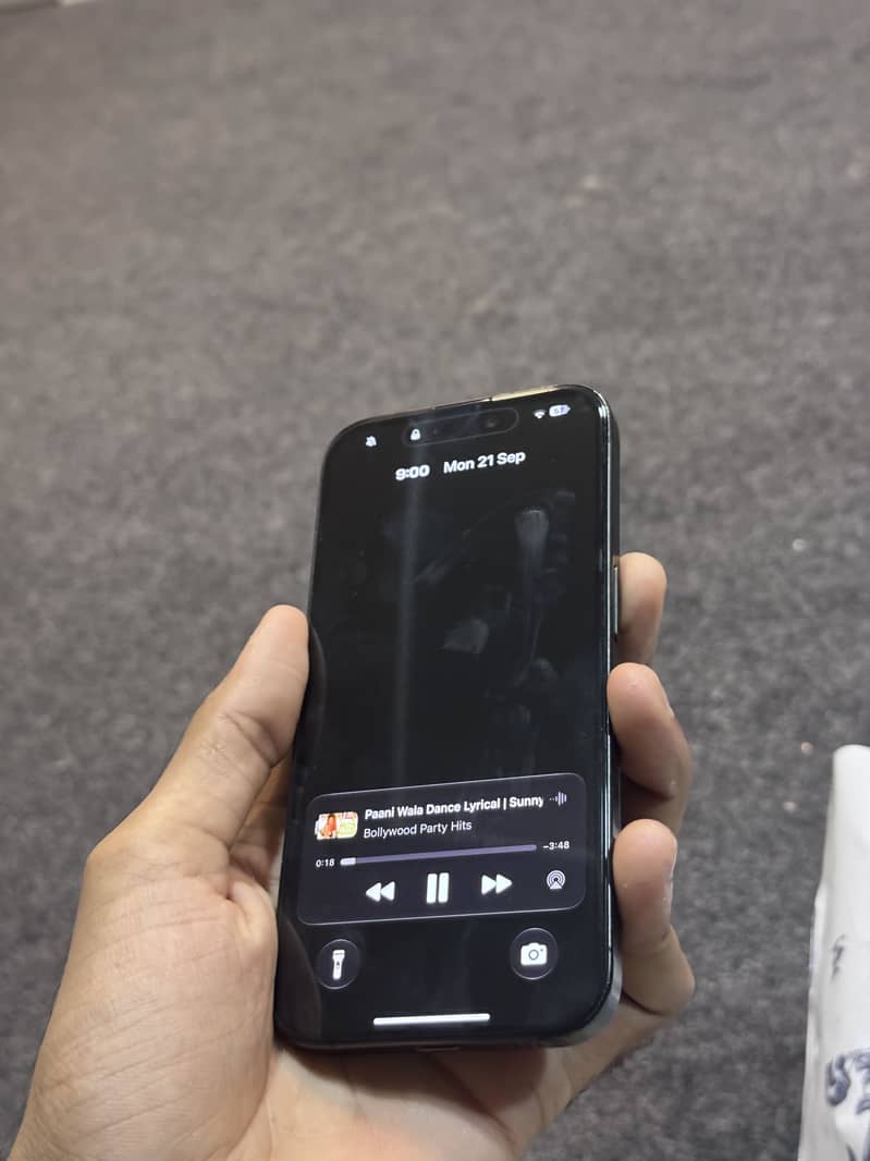 Apple iPhone 15 Pro 6
