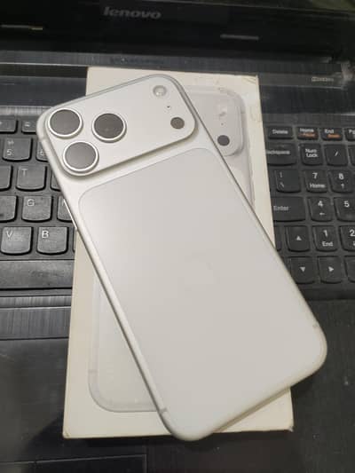 Apple iPhone 17 Pro Max JV