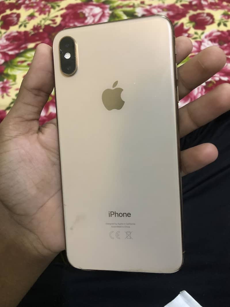 Apple iPhone XS Max 0