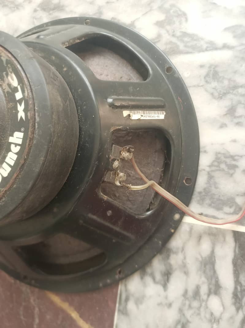 woofer and Mp3 player 8