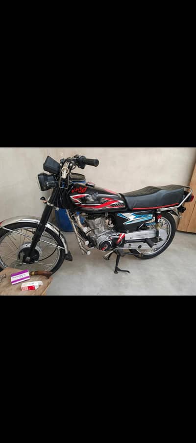Honda CG 125 2017 Model Punjab Number - Total Genuine - Battagram