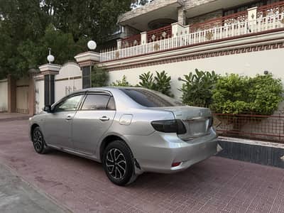 Toyota Corolla GLI 2013