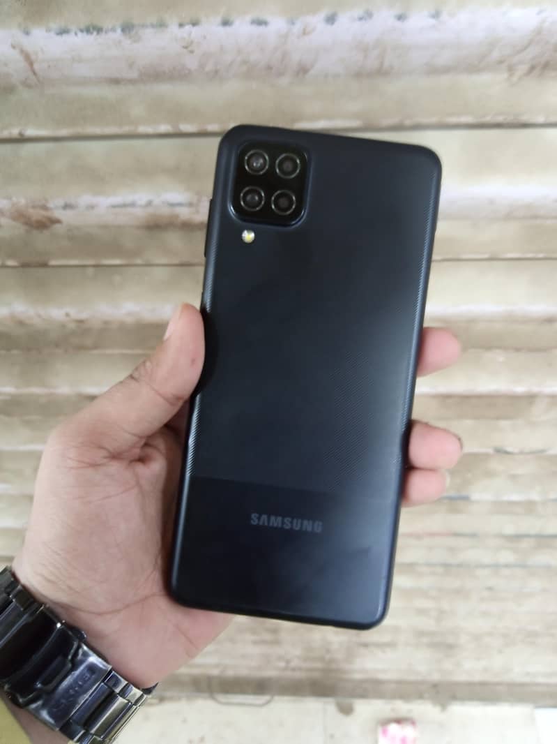 Samsung A12 1