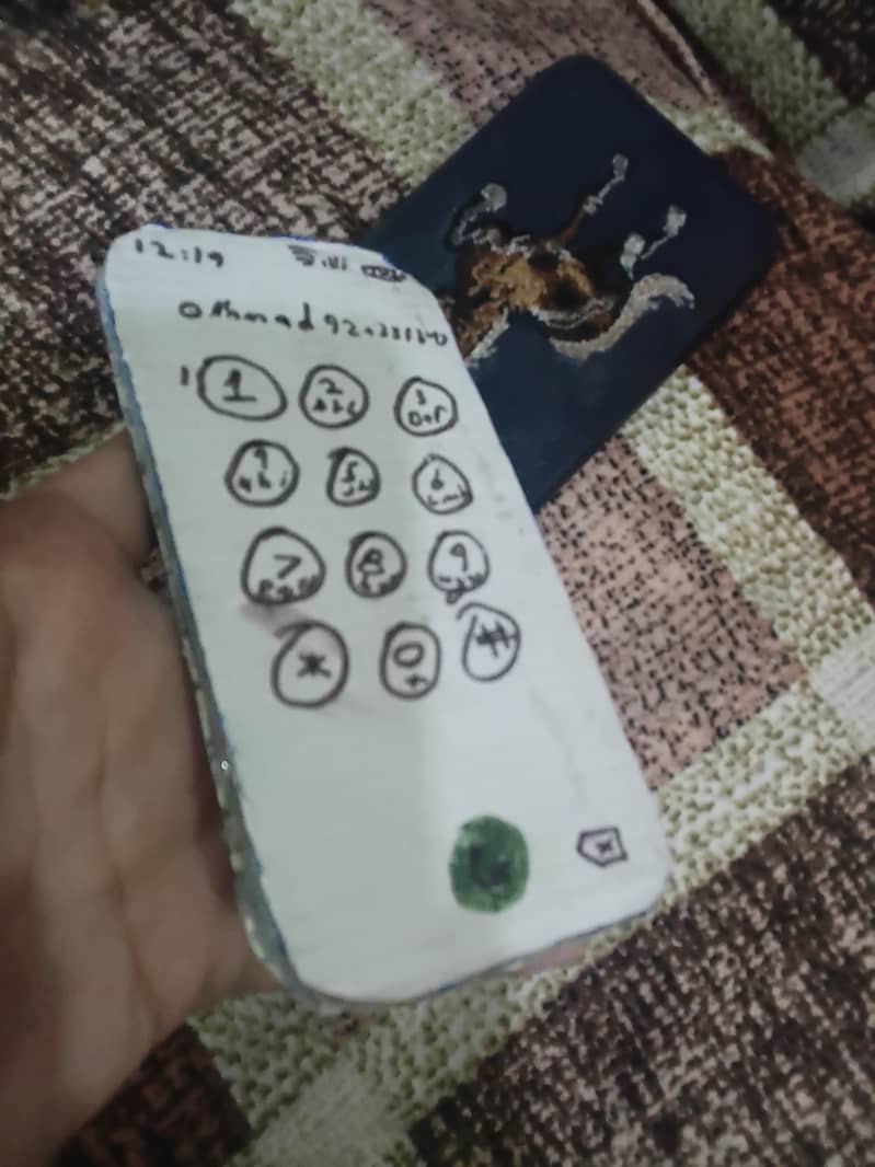 Apple iPhone 11 7