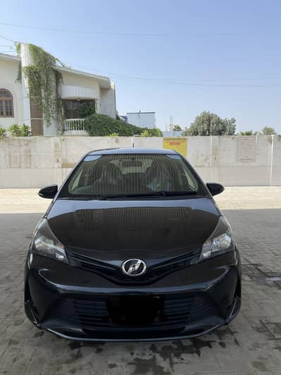 Toyota Vitz 2015
