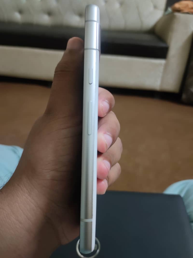 Google Pixel 7a 3