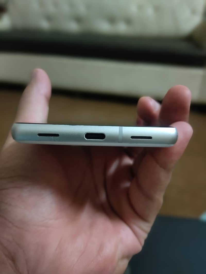 Google Pixel 7a 6