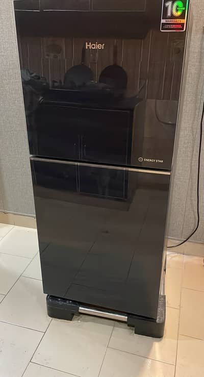 Haier HRF-216 EPBA Black Glass Door Refrigerator – 186L, New Condition