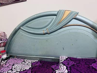 full large bed 10/8 condition discount ho jaye ga