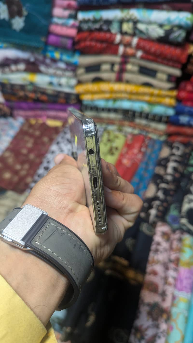 Tecno CAMON 20 Pro,,, 8/256 5