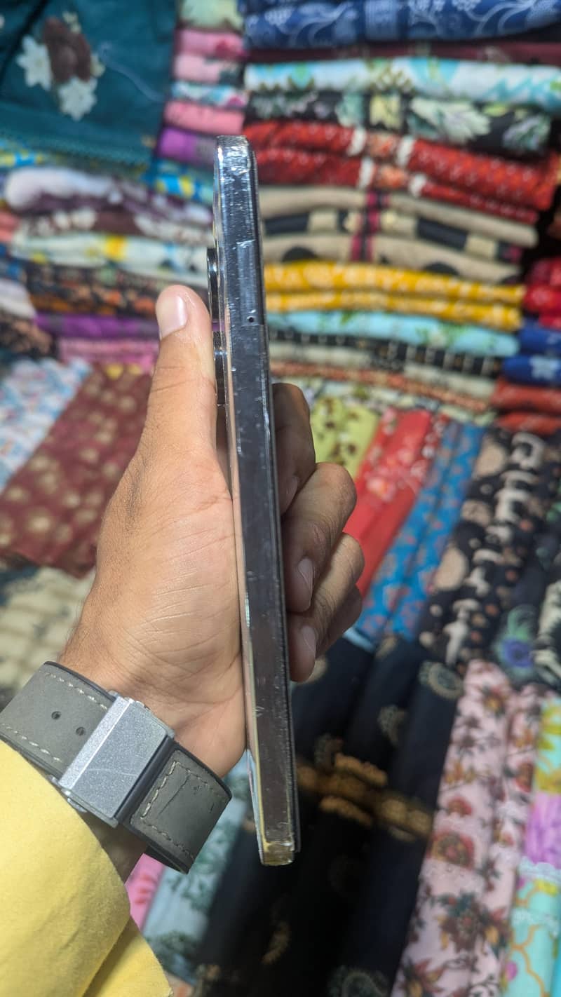 Tecno CAMON 20 Pro,,, 8/256 6