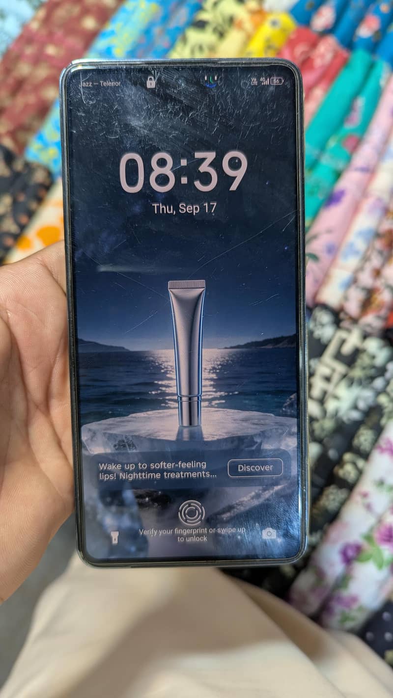 Tecno CAMON 20 Pro,,, 8/256 9