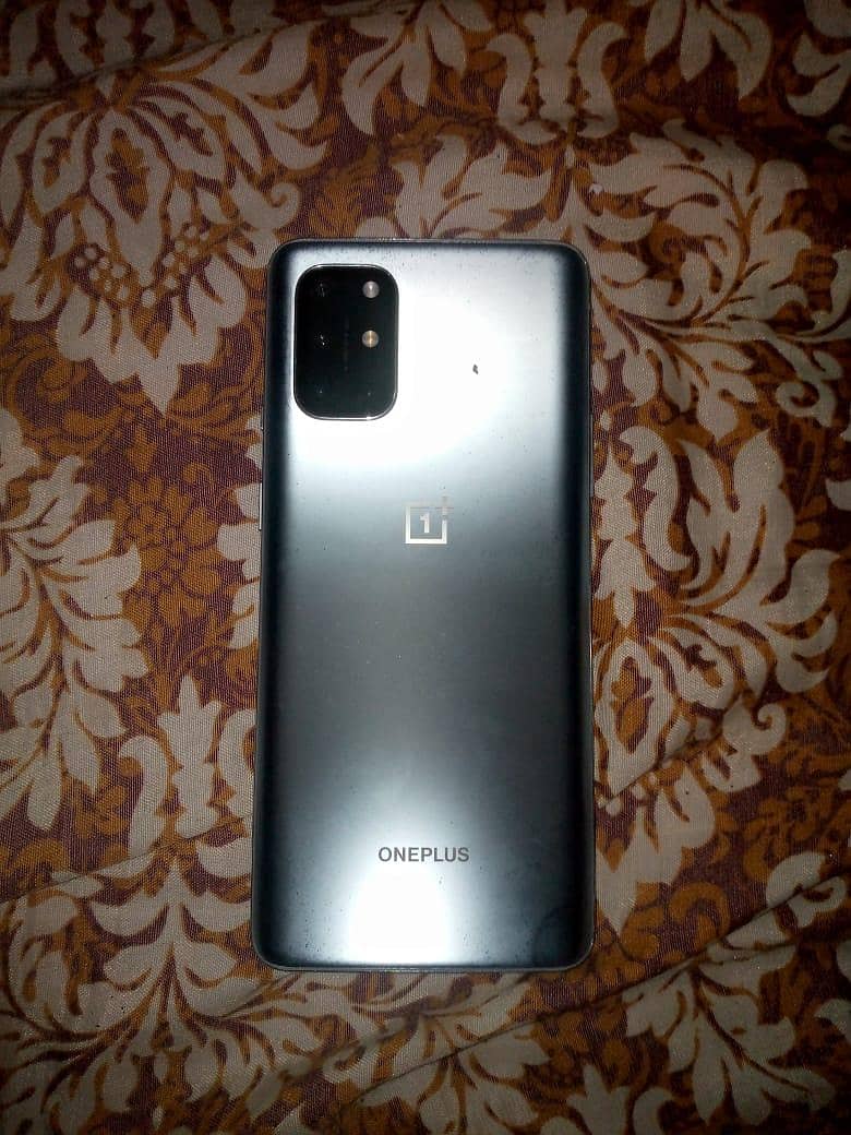 One Plus 8T 1