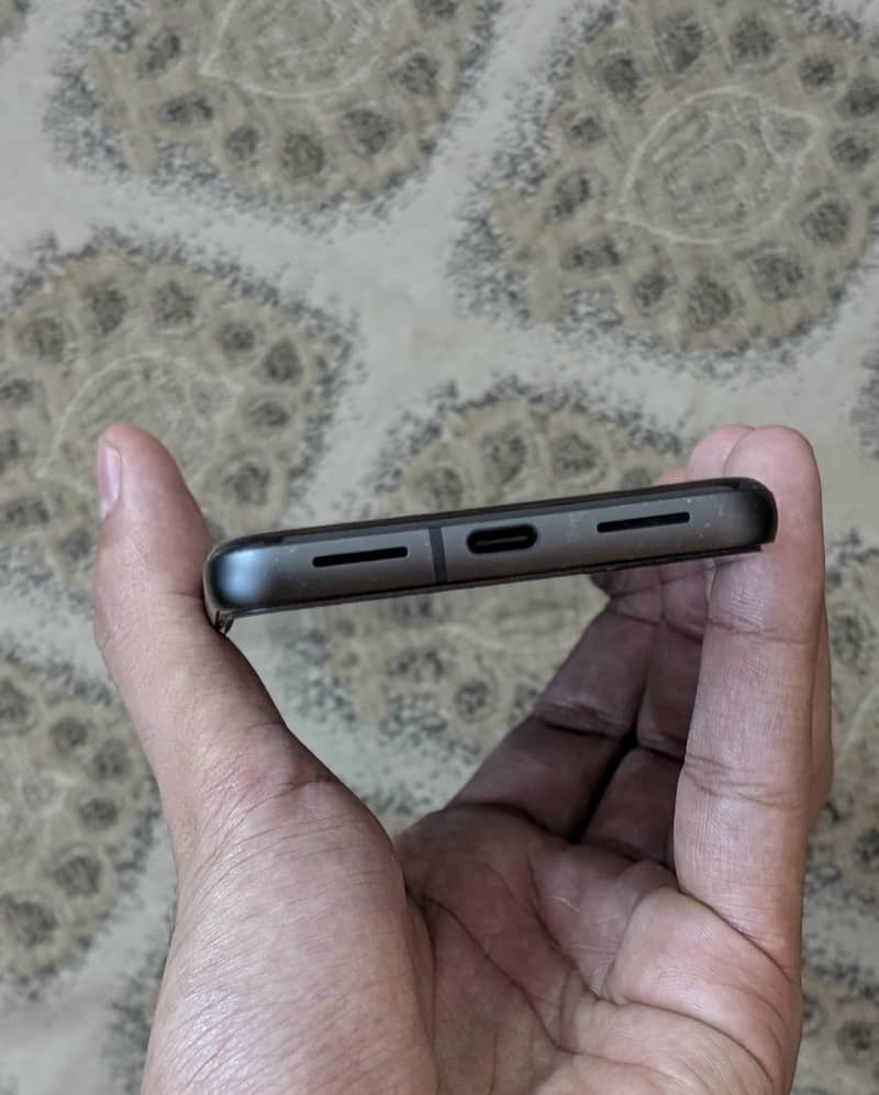 Google Pixel 8 2