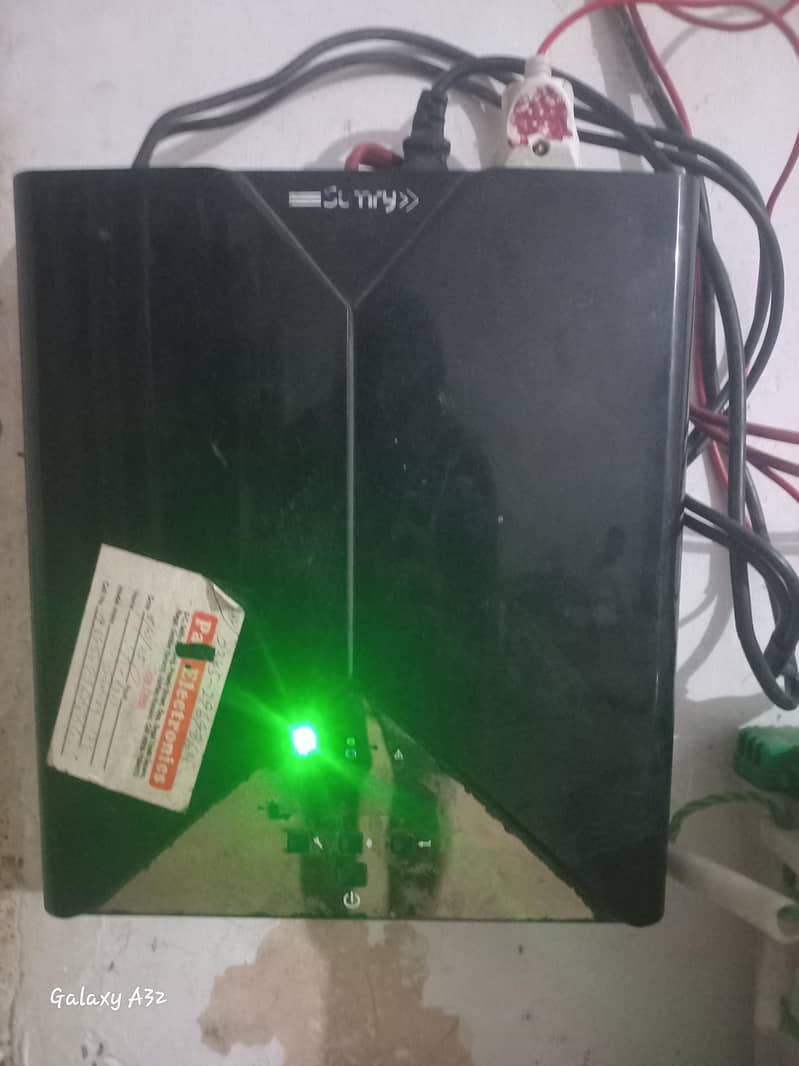 Sumry UPS + Phoenix battery 1